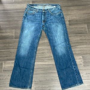 Men’s American Eagle Jeans Low Rise Bootcut size 34/32
